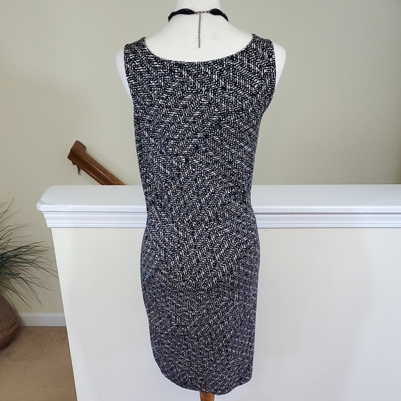 Ann Taylor Sheath Dress - Picture 5 of 6